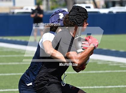 Thumbnail 2 in St. John Bosco vs. San Clemente (Brave 8 Invitational-Game 1) photogallery.