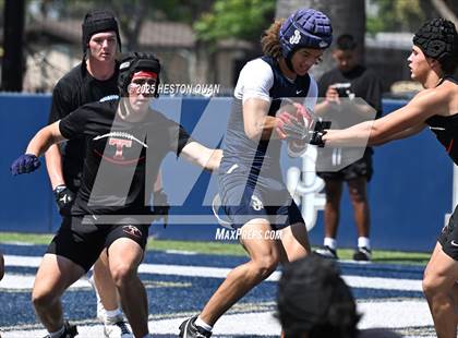 Thumbnail 2 in St. John Bosco vs. San Clemente (Brave 8 Invitational-Game 1) photogallery.