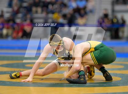 Thumbnail 2 in VHSL Class 5 State Championships 144lbs Final photogallery.