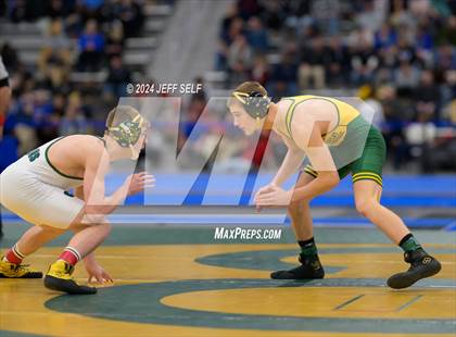 Thumbnail 2 in VHSL Class 5 State Championships 144lbs Final photogallery.