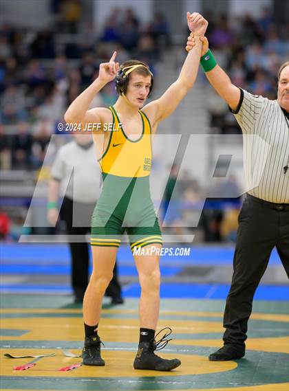 Thumbnail 2 in VHSL Class 5 State Championships 144lbs Final photogallery.