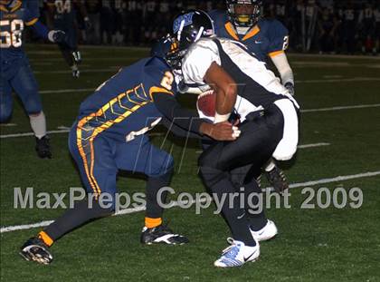 Thumbnail 3 in Lincoln-Way East @ O'Fallon (IHSA Class 7A Playoffs) photogallery.