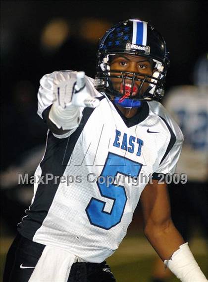 Thumbnail 1 in Lincoln-Way East @ O'Fallon (IHSA Class 7A Playoffs) photogallery.