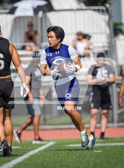 Thumbnail 3 in Carlsbad vs Servite (7 on 7 Brave 8 Invitational) photogallery.