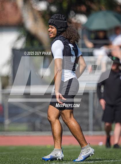 Thumbnail 3 in Carlsbad vs Servite (7 on 7 Brave 8 Invitational) photogallery.