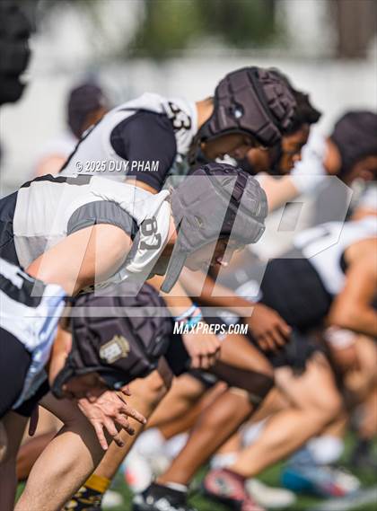 Thumbnail 3 in Carlsbad vs Servite (7 on 7 Brave 8 Invitational) photogallery.