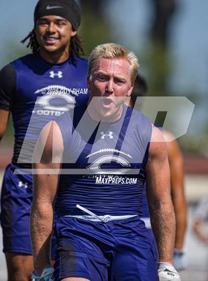 Thumbnail 2 in Carlsbad vs Servite (7 on 7 Brave 8 Invitational) photogallery.
