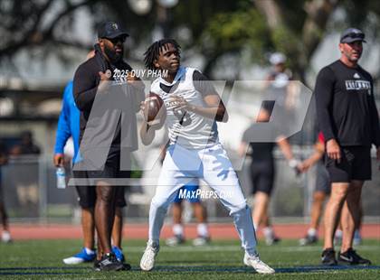 Thumbnail 1 in Carlsbad vs Servite (7 on 7 Brave 8 Invitational) photogallery.