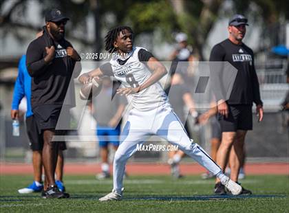 Thumbnail 2 in Carlsbad vs Servite (7 on 7 Brave 8 Invitational) photogallery.