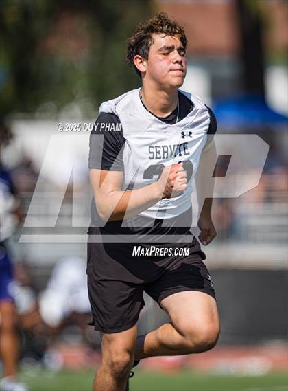 Thumbnail 1 in Carlsbad vs Servite (7 on 7 Brave 8 Invitational) photogallery.