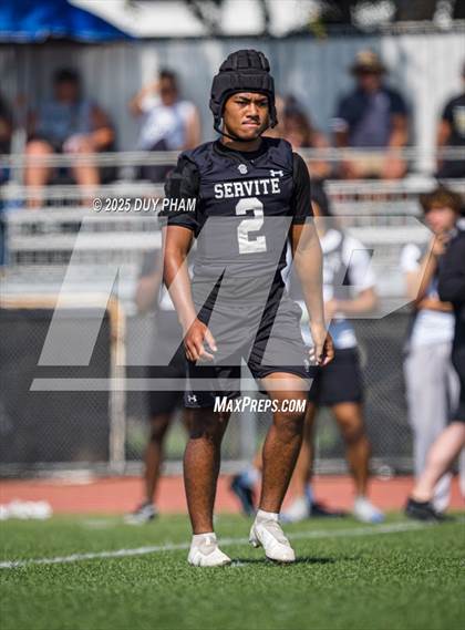 Thumbnail 1 in Carlsbad vs Servite (7 on 7 Brave 8 Invitational) photogallery.