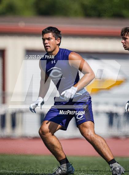Thumbnail 3 in Carlsbad vs Servite (7 on 7 Brave 8 Invitational) photogallery.