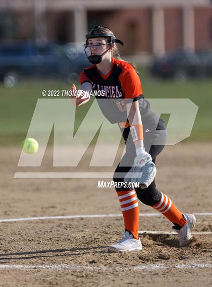 Thumbnail 3 in Plainfield @ Lyman Memorial photogallery.