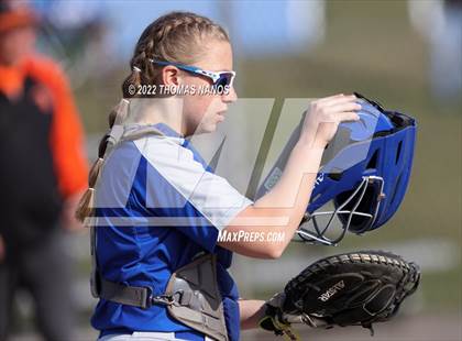 Thumbnail 3 in Plainfield @ Lyman Memorial photogallery.