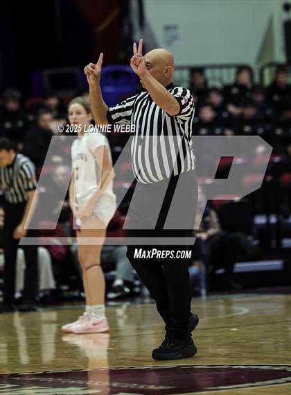 Thumbnail 3 in Christ the King @ Albertus Magnus (Slam Dunk Showcase) photogallery.