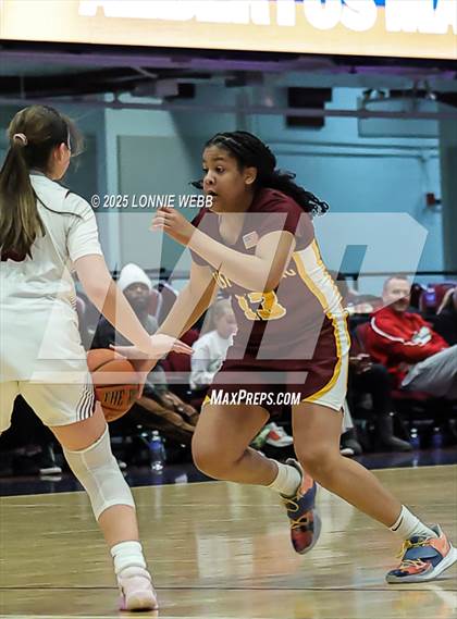 Thumbnail 2 in Christ the King @ Albertus Magnus (Slam Dunk Showcase) photogallery.