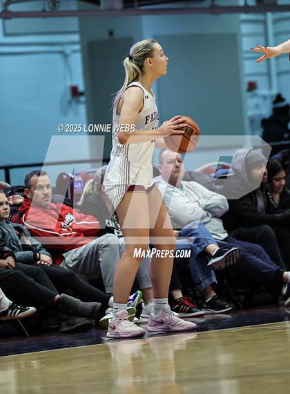 Thumbnail 2 in Christ the King @ Albertus Magnus (Slam Dunk Showcase) photogallery.