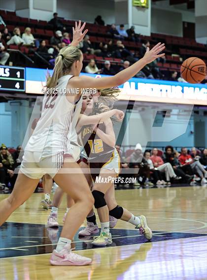 Thumbnail 3 in Christ the King @ Albertus Magnus (Slam Dunk Showcase) photogallery.