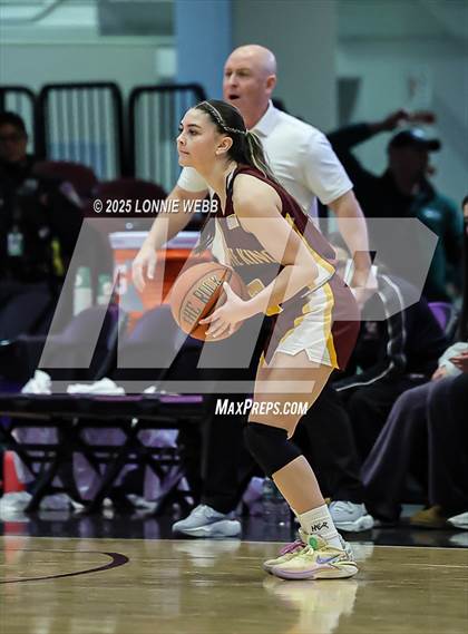 Thumbnail 3 in Christ the King @ Albertus Magnus (Slam Dunk Showcase) photogallery.