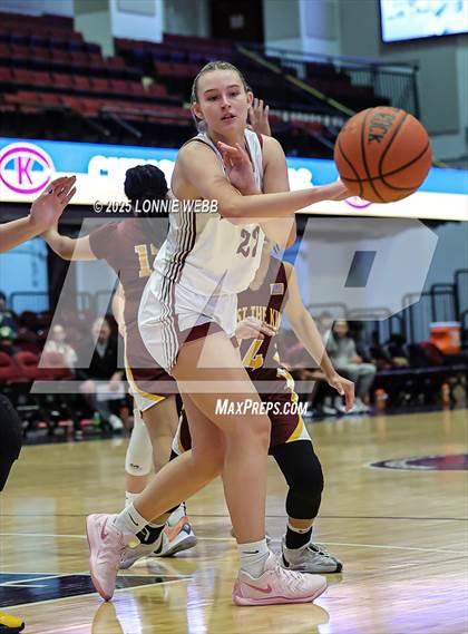 Thumbnail 2 in Christ the King @ Albertus Magnus (Slam Dunk Showcase) photogallery.