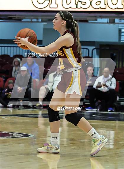 Thumbnail 3 in Christ the King @ Albertus Magnus (Slam Dunk Showcase) photogallery.