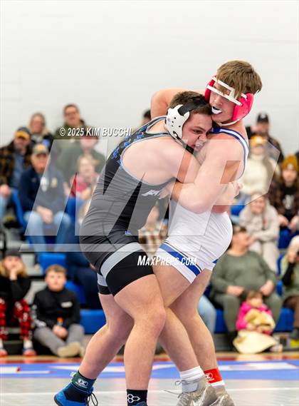 Thumbnail 2 in Midland Trail vs Riverside (Midland Trail Quad) photogallery.