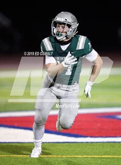 Thumbnail 3 in De La Salle vs. Pittsburg (CIF NCS D1 Final) photogallery.