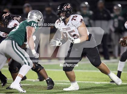 Thumbnail 2 in De La Salle vs. Pittsburg (CIF NCS D1 Final) photogallery.