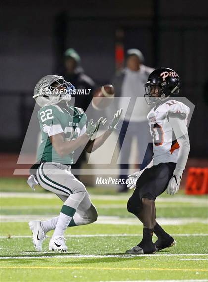 Thumbnail 1 in De La Salle vs. Pittsburg (CIF NCS D1 Final) photogallery.