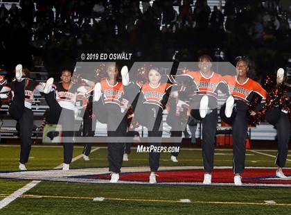 Thumbnail 1 in De La Salle vs. Pittsburg (CIF NCS D1 Final) photogallery.