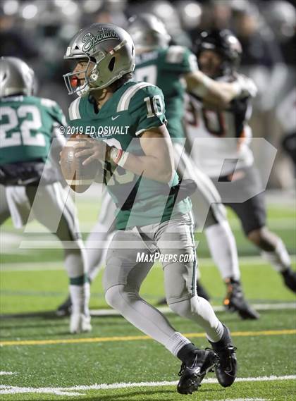 Thumbnail 2 in De La Salle vs. Pittsburg (CIF NCS D1 Final) photogallery.