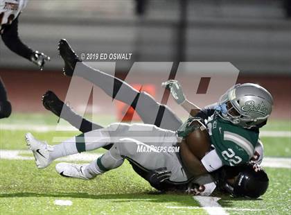 Thumbnail 1 in De La Salle vs. Pittsburg (CIF NCS D1 Final) photogallery.