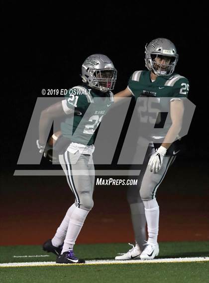Thumbnail 3 in De La Salle vs. Pittsburg (CIF NCS D1 Final) photogallery.