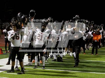 Thumbnail 3 in De La Salle vs. Pittsburg (CIF NCS D1 Final) photogallery.