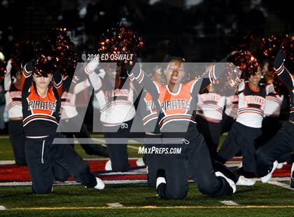 Thumbnail 3 in De La Salle vs. Pittsburg (CIF NCS D1 Final) photogallery.