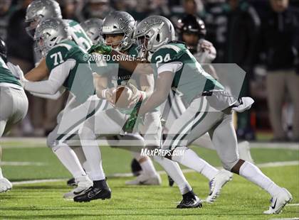 Thumbnail 2 in De La Salle vs. Pittsburg (CIF NCS D1 Final) photogallery.