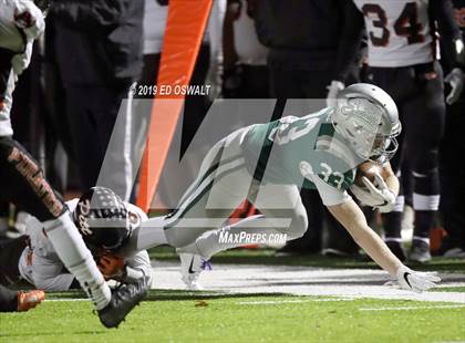 Thumbnail 3 in De La Salle vs. Pittsburg (CIF NCS D1 Final) photogallery.
