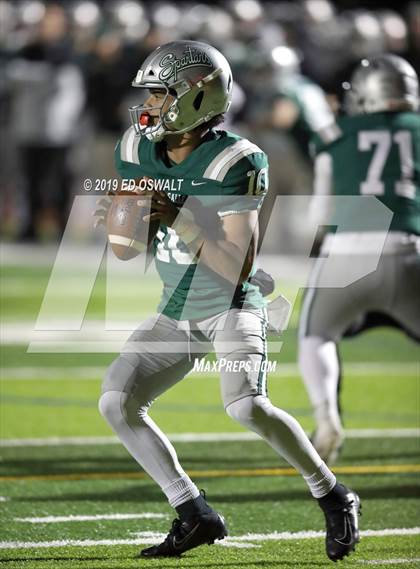 Thumbnail 3 in De La Salle vs. Pittsburg (CIF NCS D1 Final) photogallery.