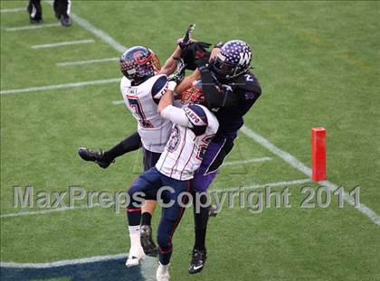 Thumbnail 3 in Campolindo vs. Washington Union (CIF State D3 Final) photogallery.