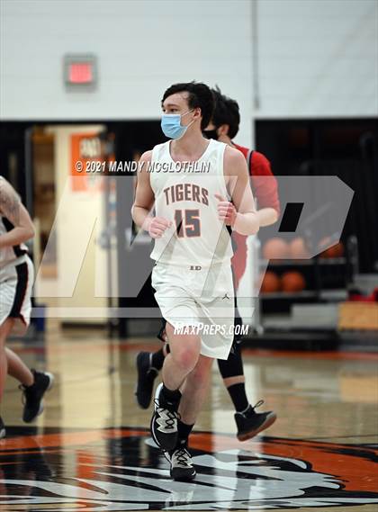 Thumbnail 2 in Greenview @ Illini Bluffs photogallery.