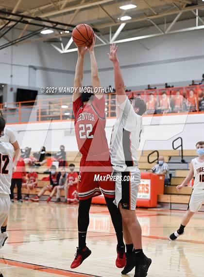 Thumbnail 1 in Greenview @ Illini Bluffs photogallery.