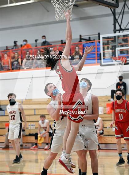 Thumbnail 3 in Greenview @ Illini Bluffs photogallery.