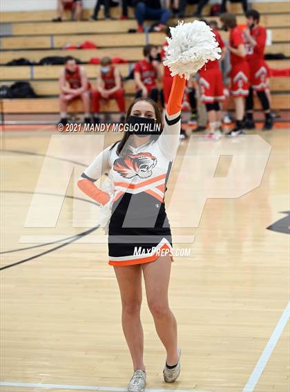 Thumbnail 3 in Greenview @ Illini Bluffs photogallery.