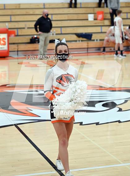 Thumbnail 2 in Greenview @ Illini Bluffs photogallery.