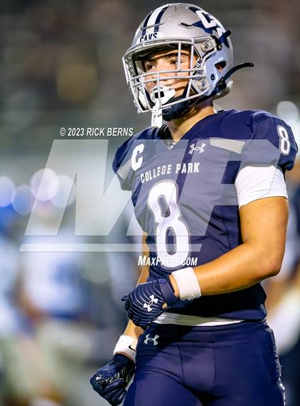 Thumbnail 1 in College Park vs Oak Ridge photogallery.