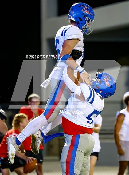 Thumbnail 1 in College Park vs Oak Ridge photogallery.