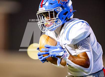 Thumbnail 1 in College Park vs Oak Ridge photogallery.