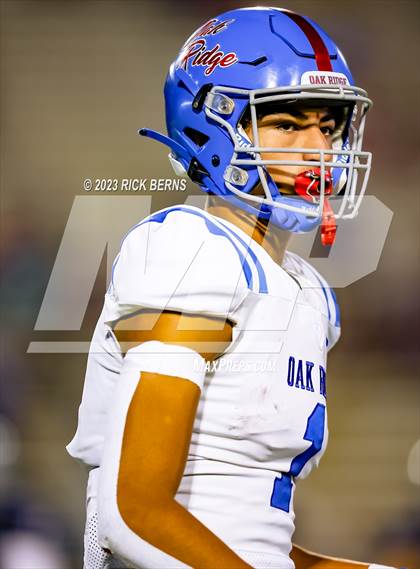 Thumbnail 1 in College Park vs Oak Ridge photogallery.