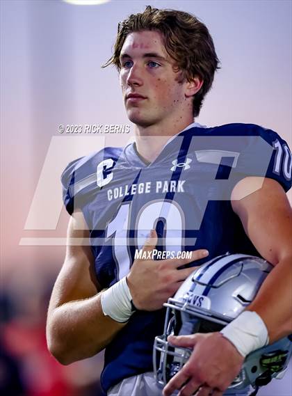 Thumbnail 2 in College Park vs Oak Ridge photogallery.