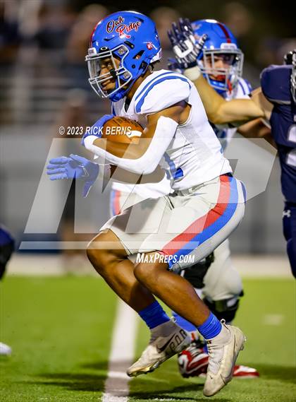 Thumbnail 1 in College Park vs Oak Ridge photogallery.
